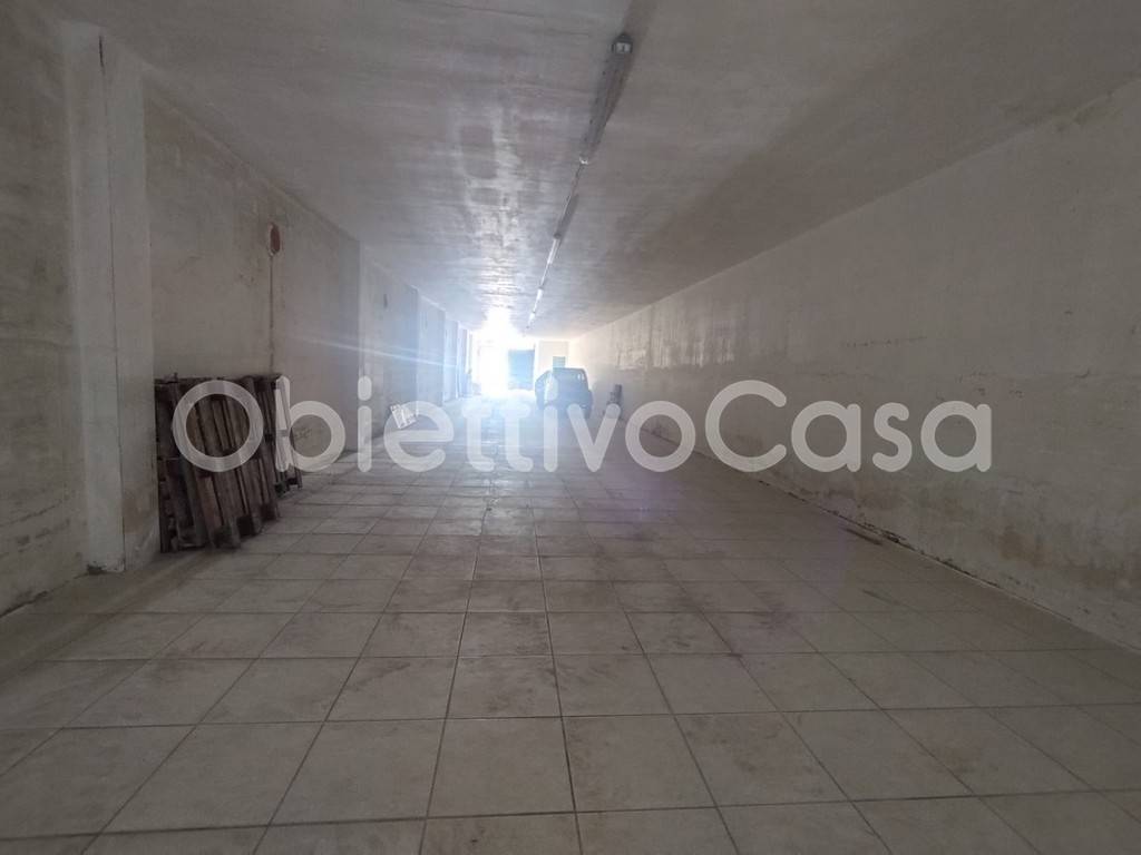 locale commerciale in affitto a Caserta