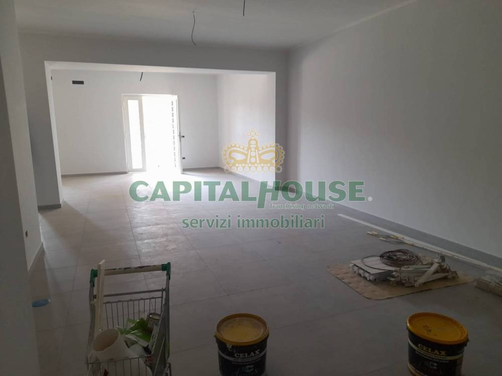 locale commerciale in affitto a Caserta in zona Ospedale