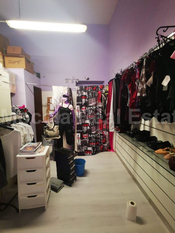 locale commerciale in affitto a Caserta in zona Centro Città