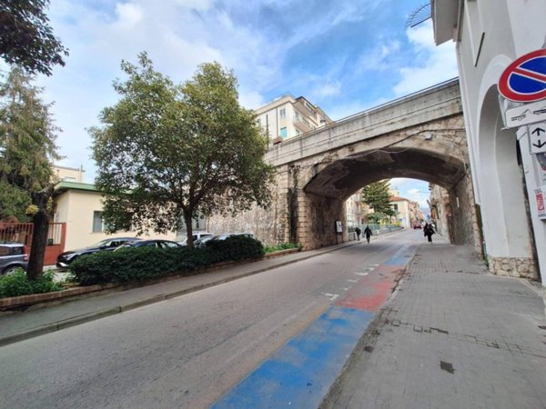 appartamento in affitto a Caserta in zona Acquaviva