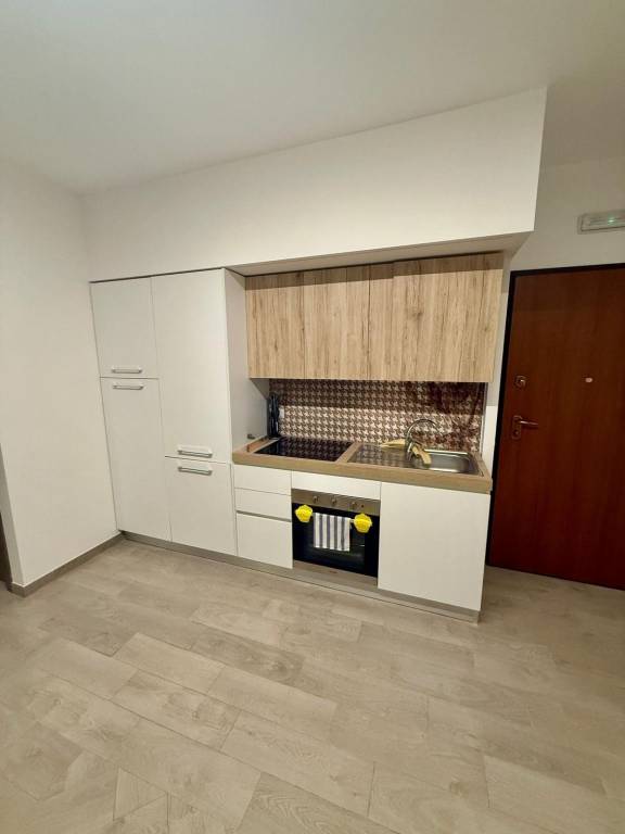 appartamento in affitto a Caserta in zona Acquaviva