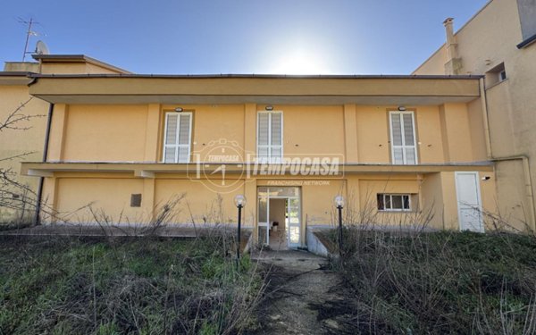 casa indipendente in affitto a Caserta in zona Casola