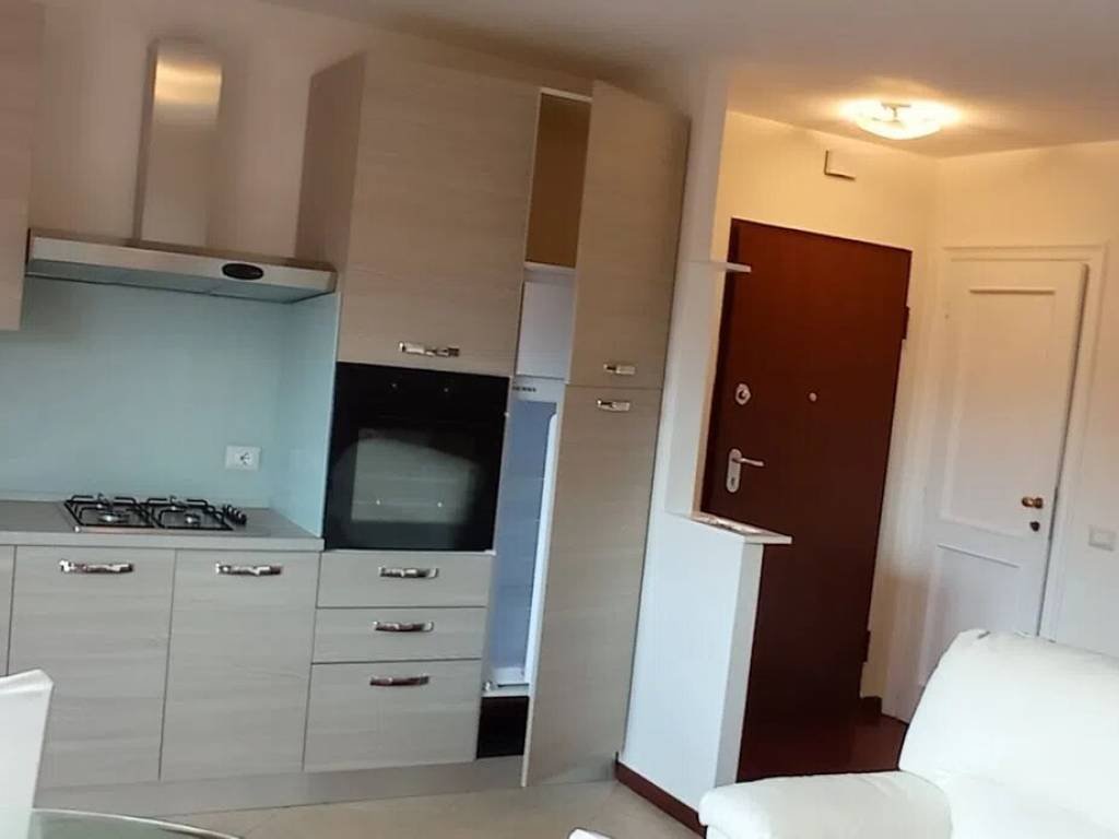 appartamento in affitto a Caserta in zona Acquaviva