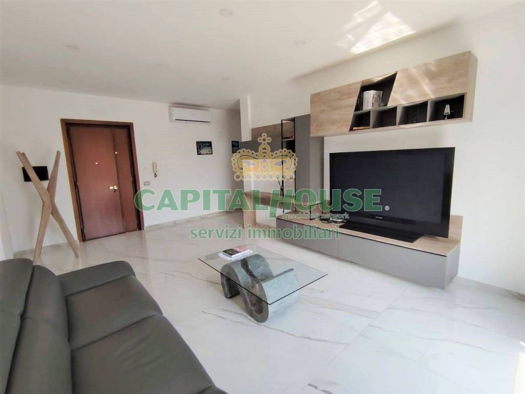 appartamento in affitto a Caserta in zona Acquaviva