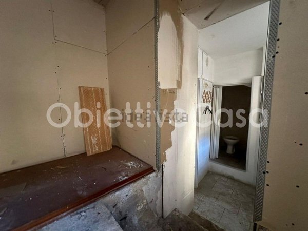 locale commerciale in affitto a Caserta