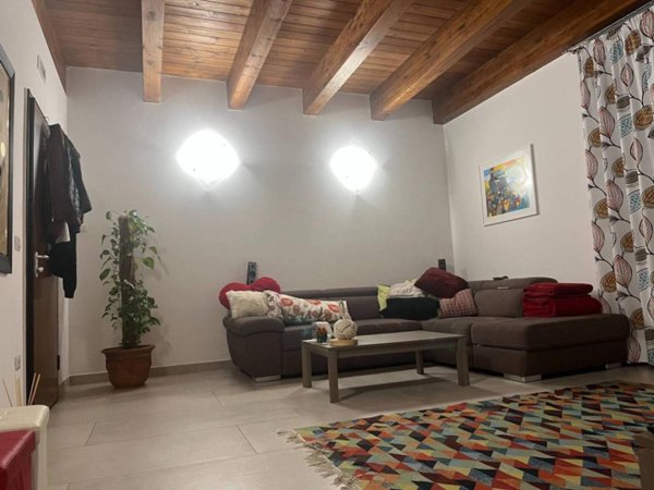 appartamento in affitto a Caserta in zona Acquaviva