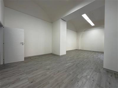 locale commerciale in affitto a Caserta in zona Centro Città