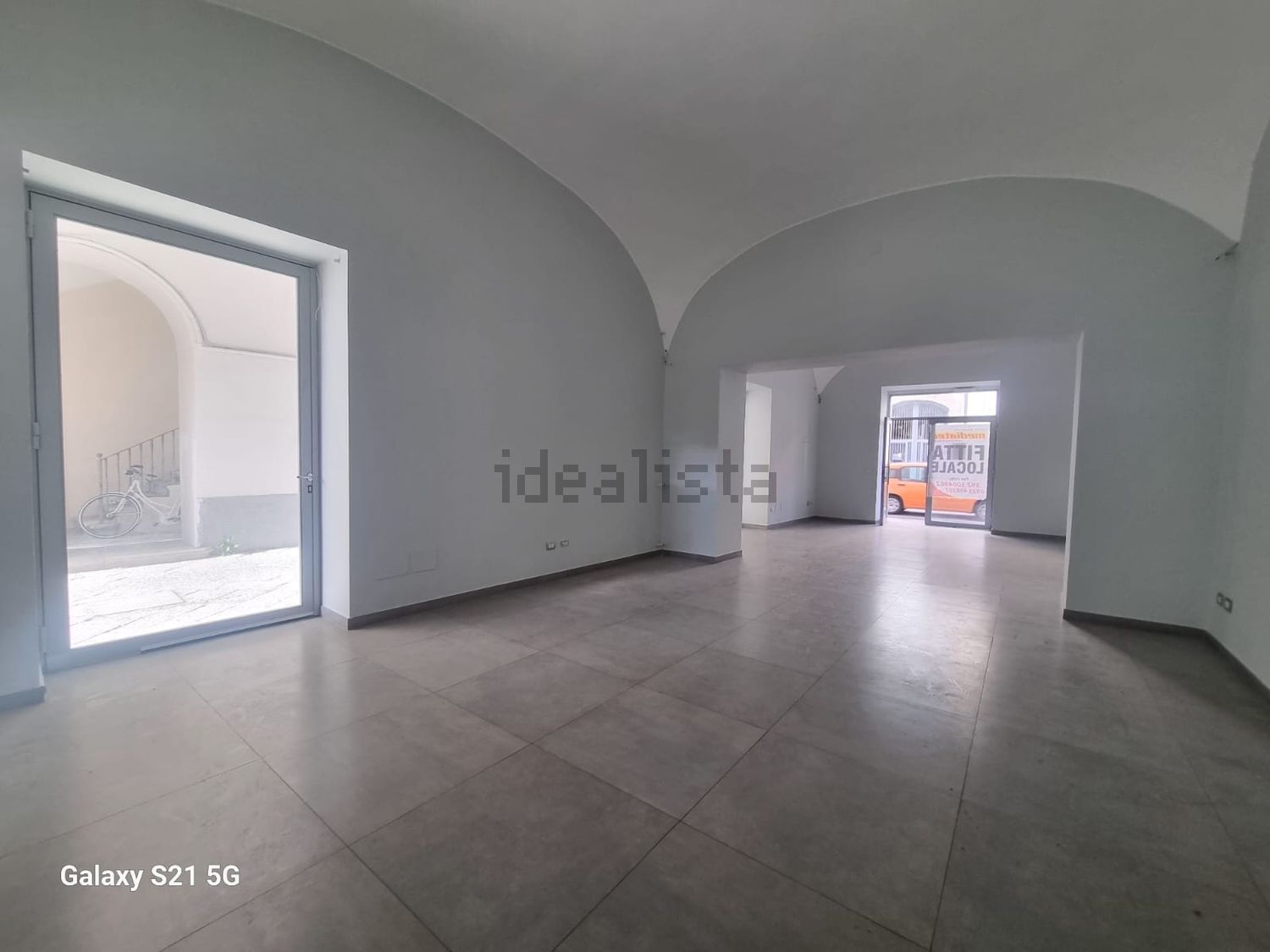 locale commerciale in affitto a Caserta