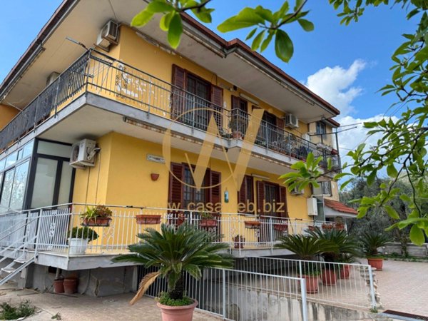 appartamento in affitto a Caserta in zona Acquaviva