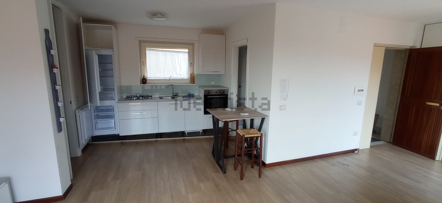 appartamento in affitto a Caserta in zona Acquaviva