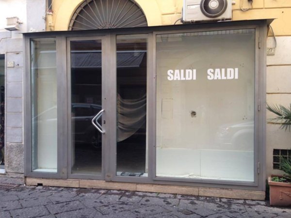 locale commerciale in affitto a Caserta in zona Centro Città