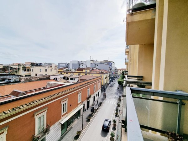 appartamento in affitto a Caserta in zona Acquaviva