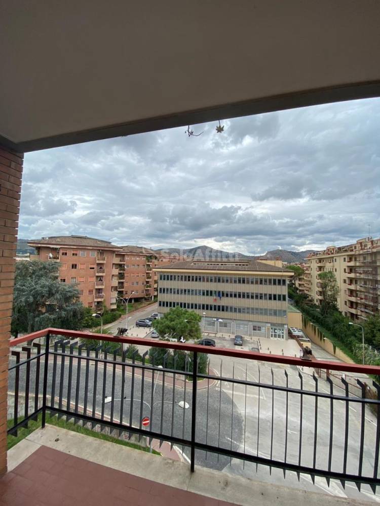 appartamento in affitto a Caserta in zona Acquaviva
