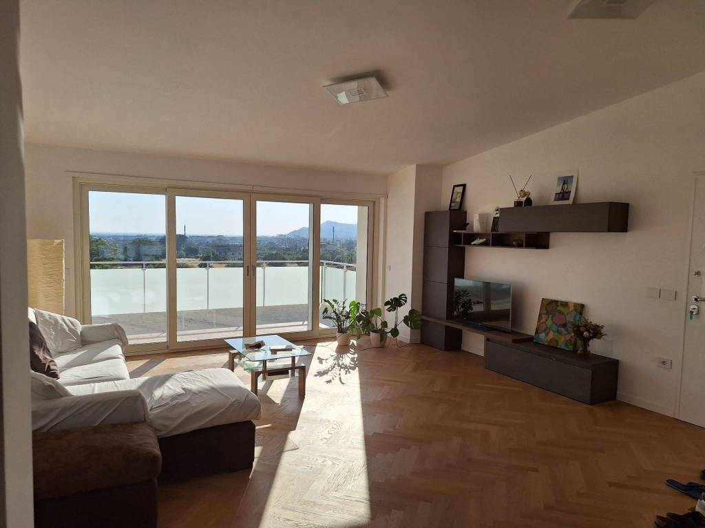 appartamento in affitto a Caserta in zona San Leucio