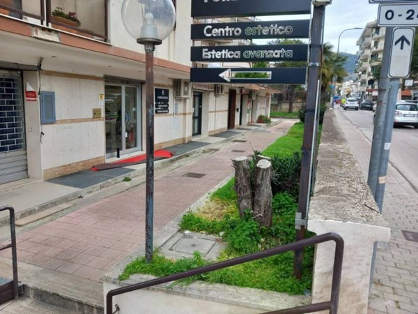 negozio in affitto a Caserta in zona Centurano/Cerasole