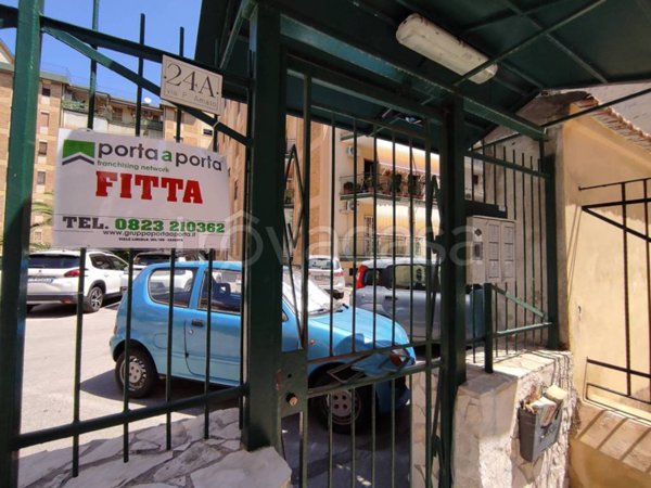 appartamento in affitto a Caserta in zona Acquaviva
