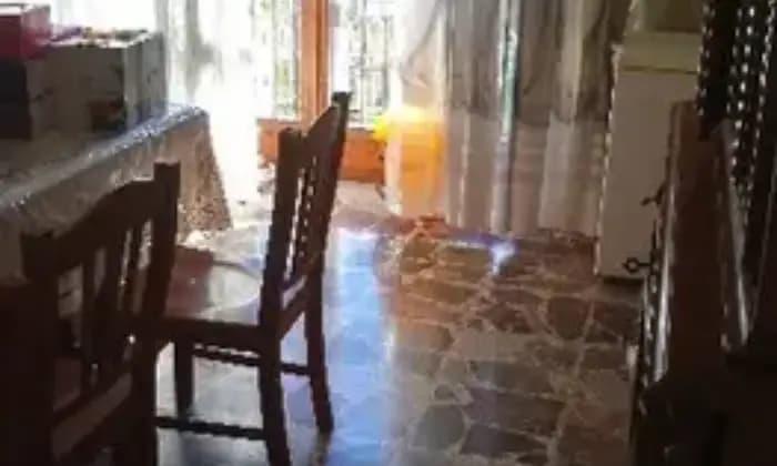 appartamento in affitto a Caserta in zona Acquaviva