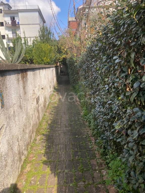 appartamento in affitto a Caserta in zona Acquaviva