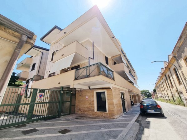 appartamento in affitto a Caserta in zona Acquaviva