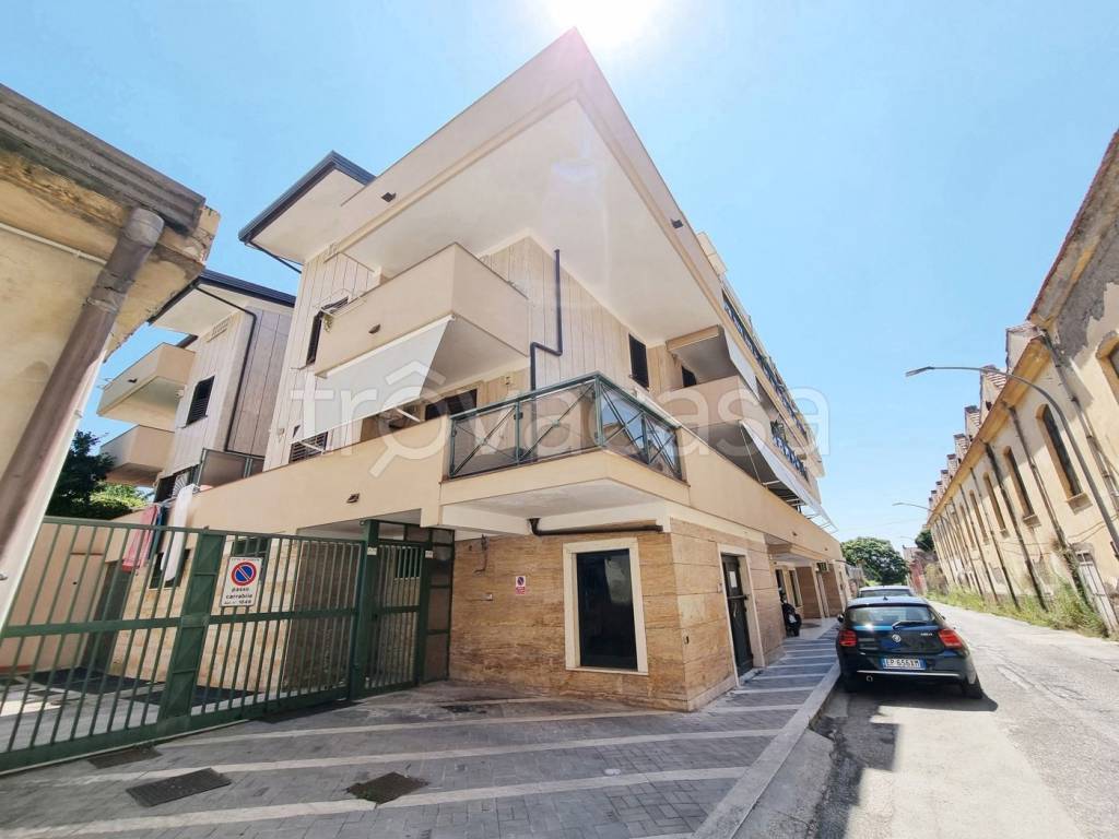 appartamento in affitto a Caserta in zona Acquaviva
