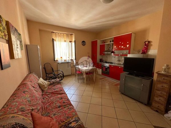 appartamento in affitto a Caserta in zona Acquaviva