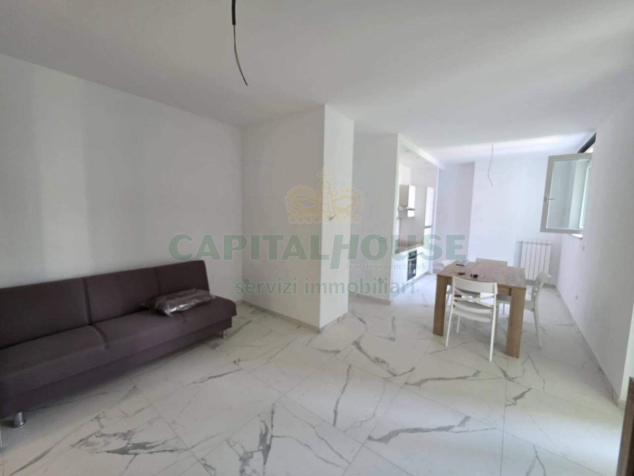 appartamento in affitto a Caserta in zona Acquaviva
