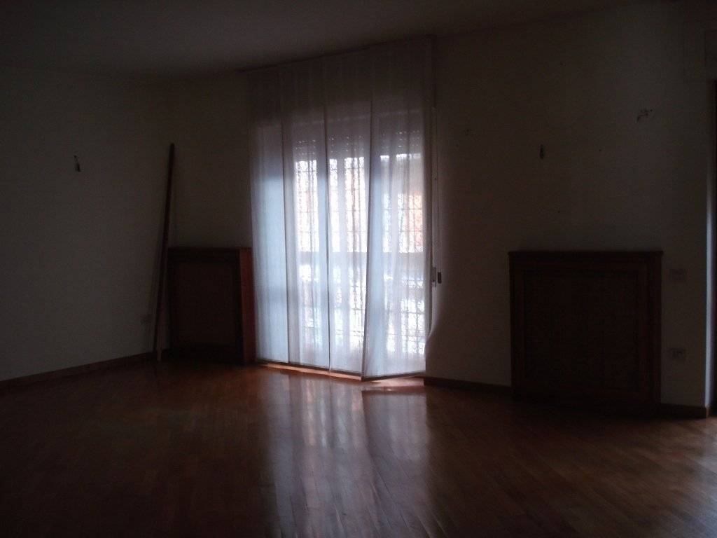 appartamento in affitto a Caserta