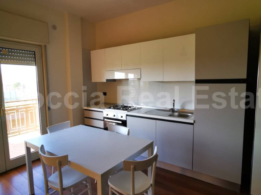 appartamento in affitto a Caserta in zona Acquaviva