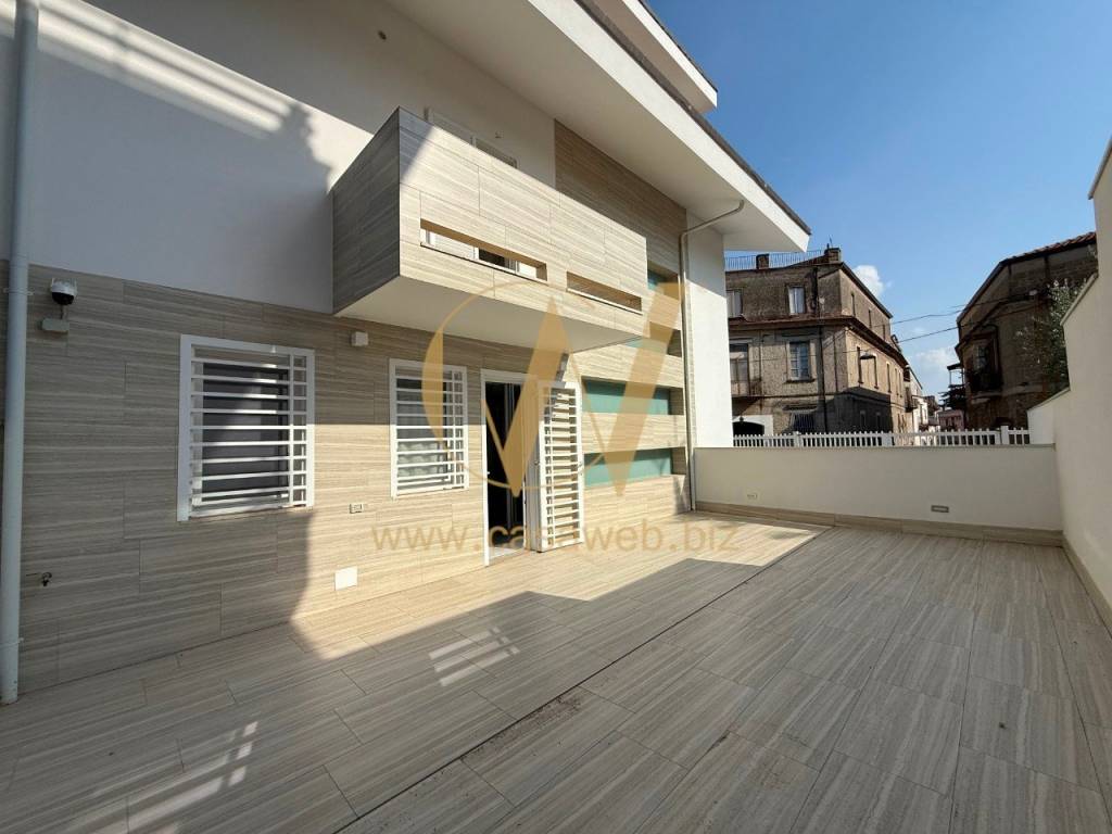 casa indipendente in affitto a Caserta in zona Briano