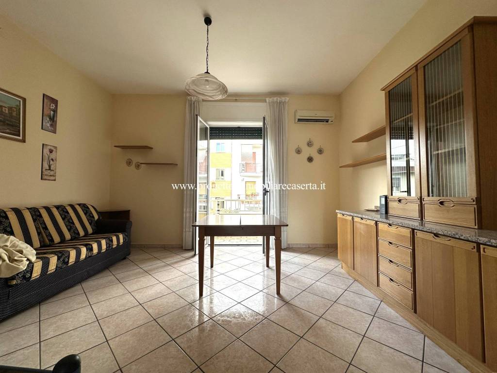 appartamento in affitto a Caserta in zona Acquaviva