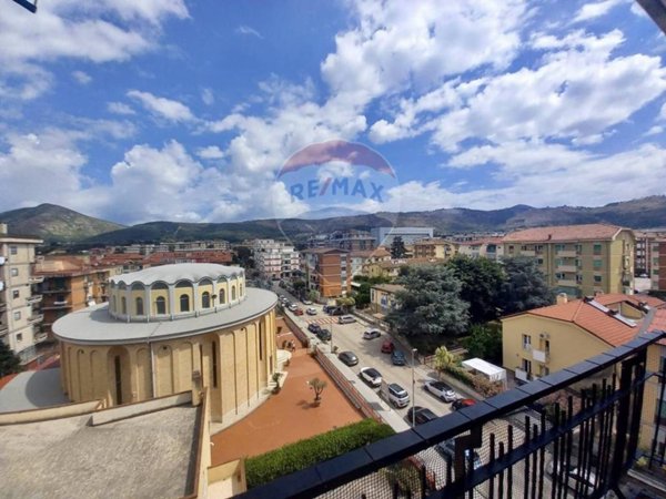 appartamento in affitto a Caserta in zona Acquaviva
