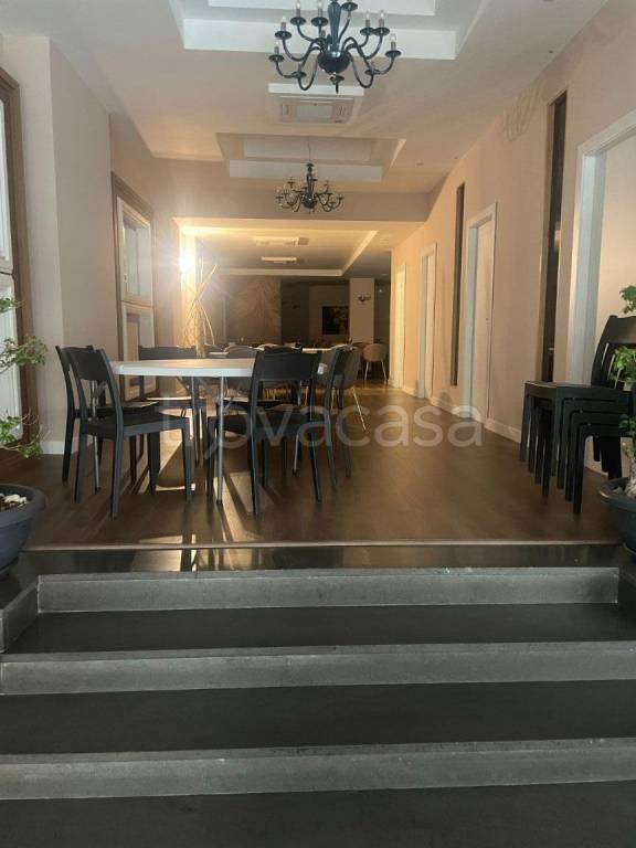 negozio in affitto a Caserta in zona Centro Città