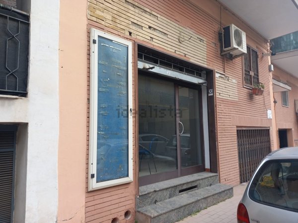locale commerciale in affitto a Caserta