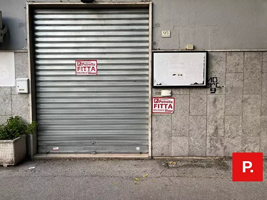 locale commerciale in affitto a Caserta in zona Acquaviva