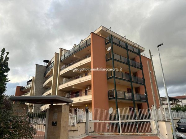 appartamento in affitto a Caserta in zona Acquaviva