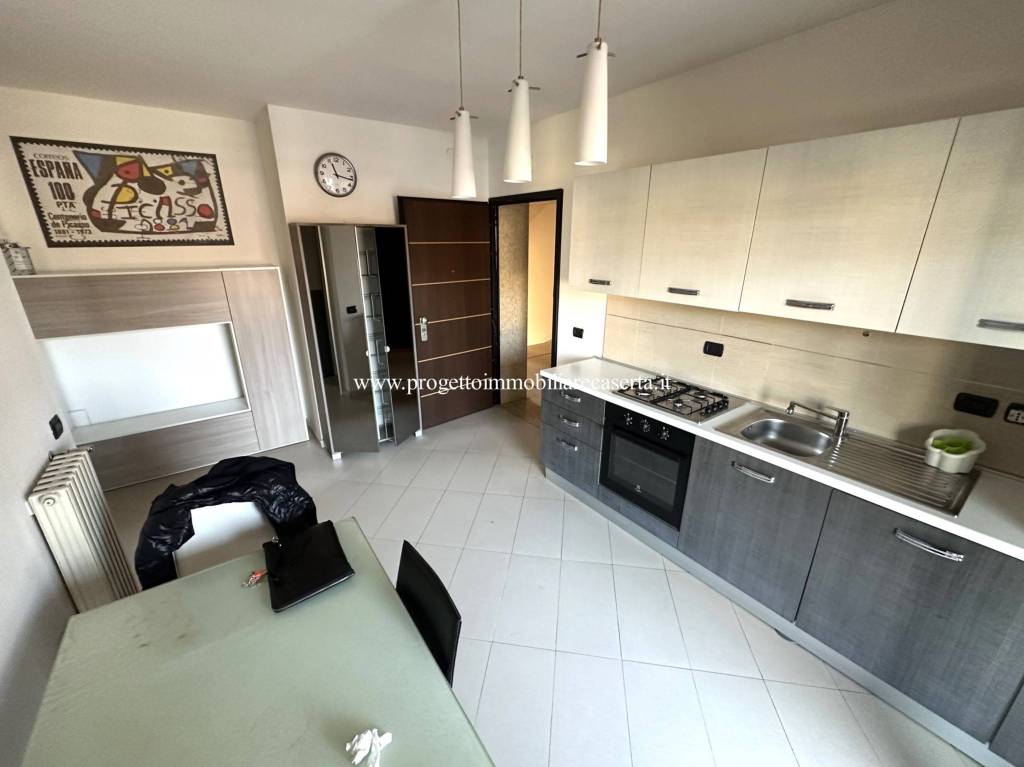 appartamento in affitto a Caserta in zona Acquaviva