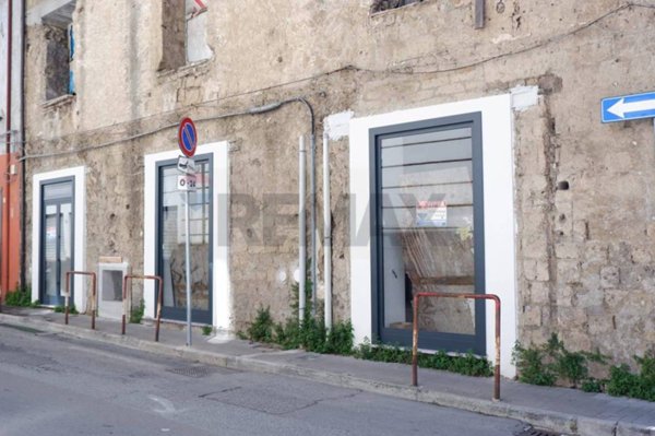 locale commerciale in affitto a Caserta in zona Ospedale