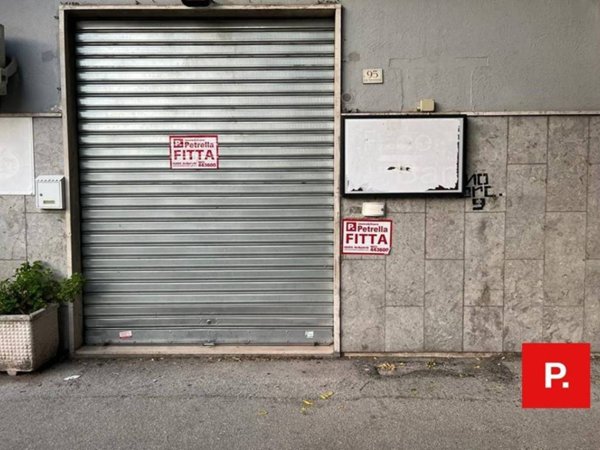 negozio in affitto a Caserta in zona Acquaviva