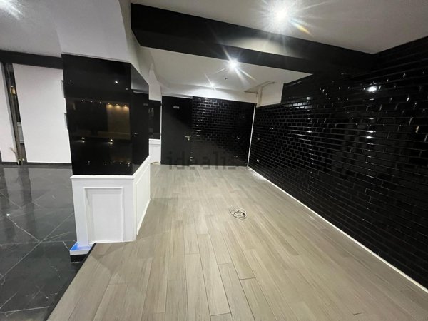 locale commerciale in affitto a Caserta in zona Ospedale