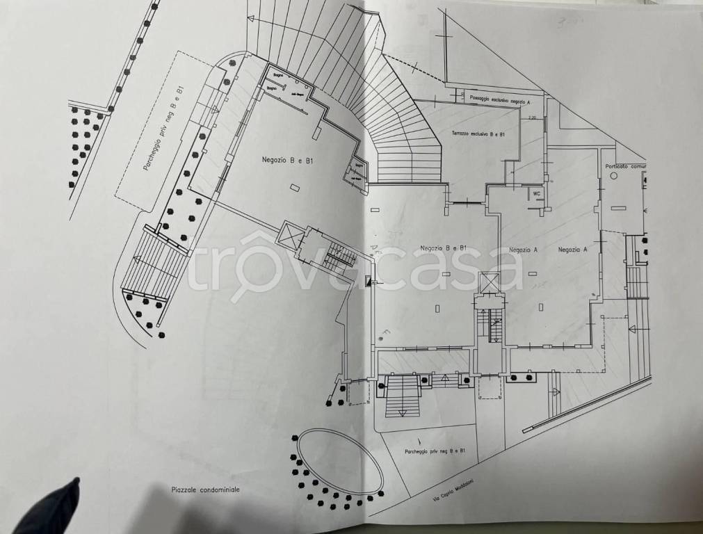 negozio in affitto a Caserta in zona San Clemente