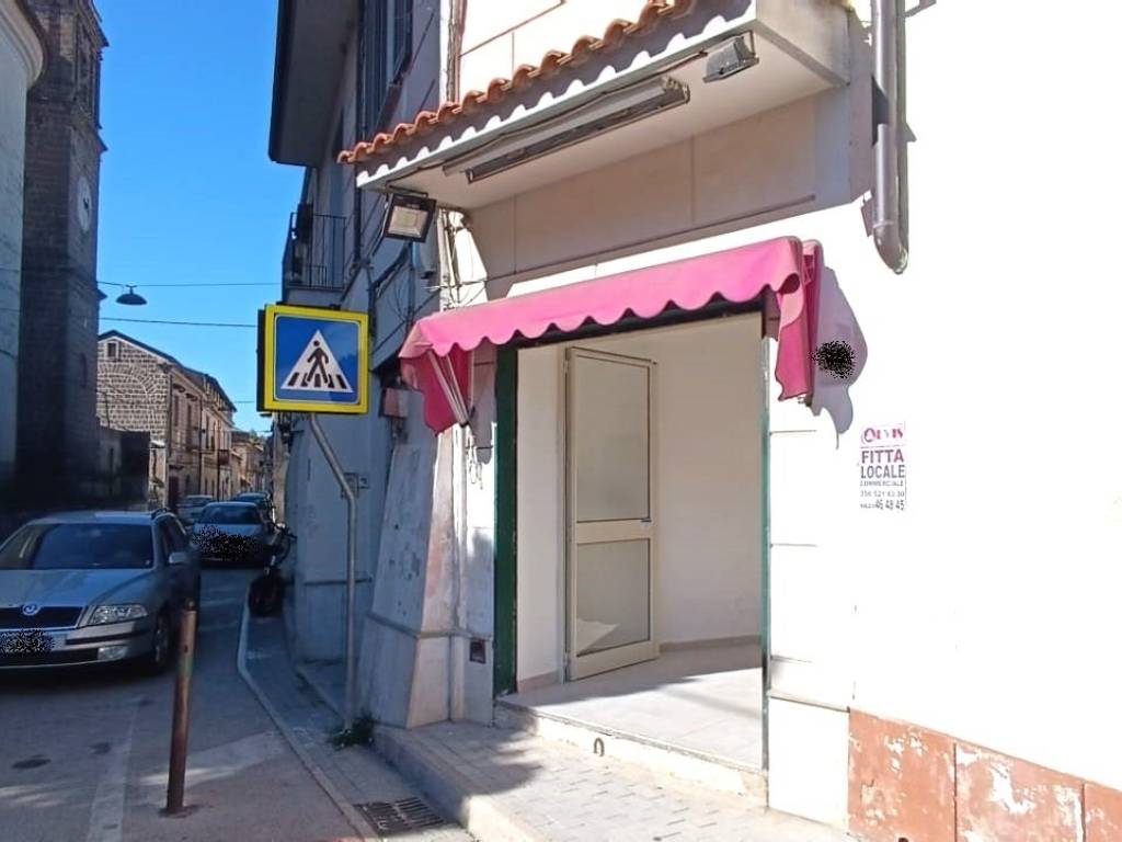 negozio in affitto a Caserta