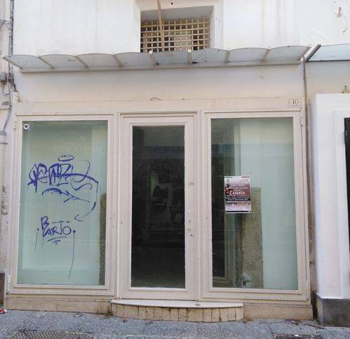 negozio in affitto a Caserta