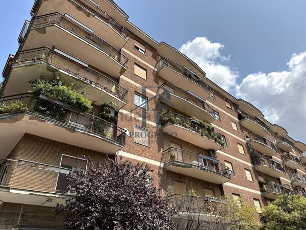 appartamento in affitto a Caserta in zona Acquaviva
