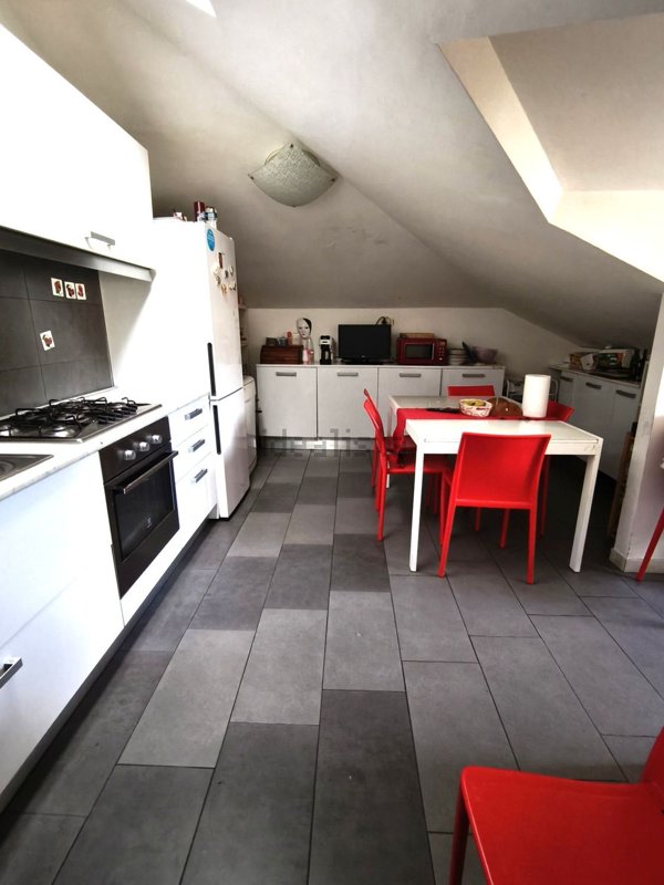 appartamento in affitto a Caserta in zona Acquaviva