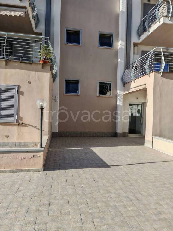 ufficio in affitto a Caserta in zona Centurano/Cerasole