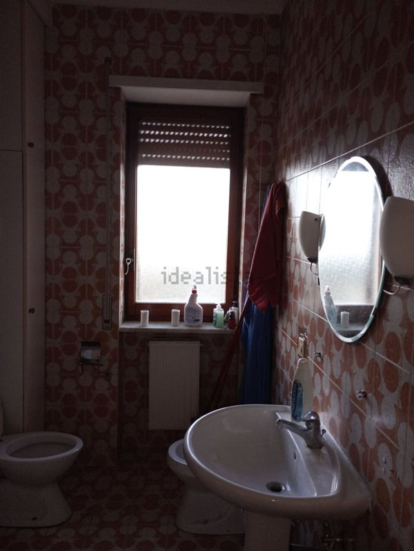 appartamento in affitto a Caserta in zona Acquaviva