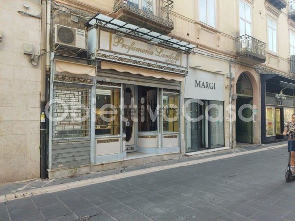 locale commerciale in affitto a Caserta in zona Centro Città