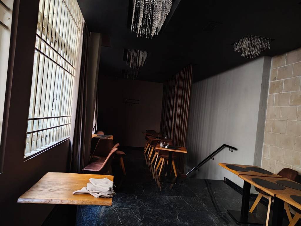 negozio in affitto a Caserta in zona Centro Città