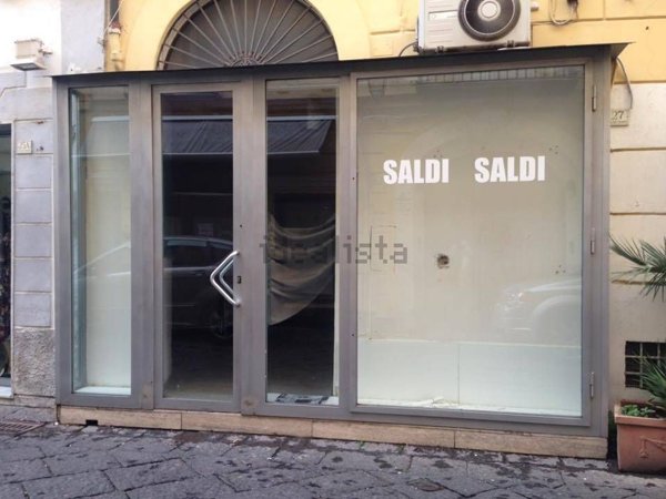 locale commerciale in affitto a Caserta in zona Centro Città