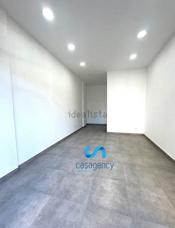 locale commerciale in affitto a Caserta in zona Ospedale